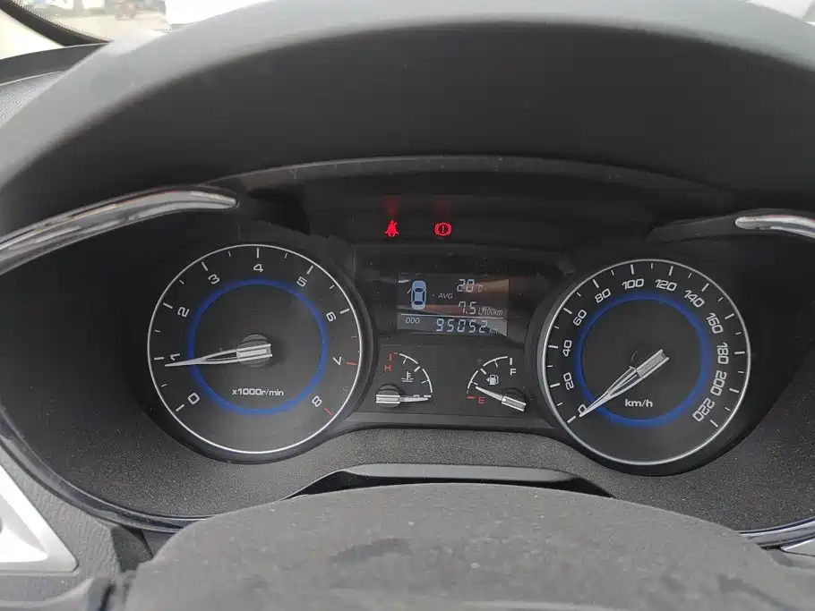 Changan V7 — миниатюра 14