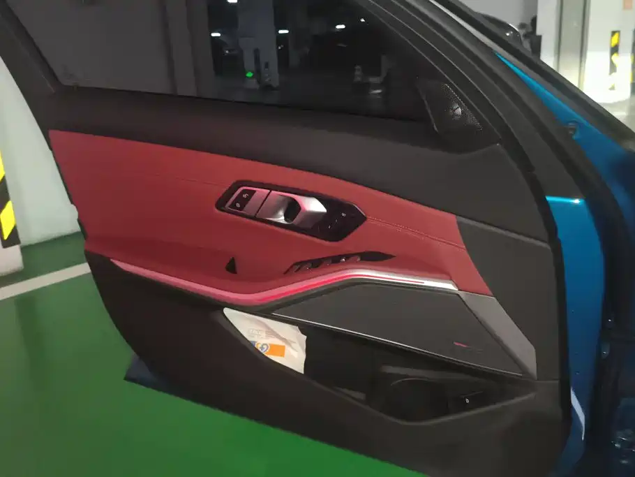 BMW 3 Series — миниатюра 7