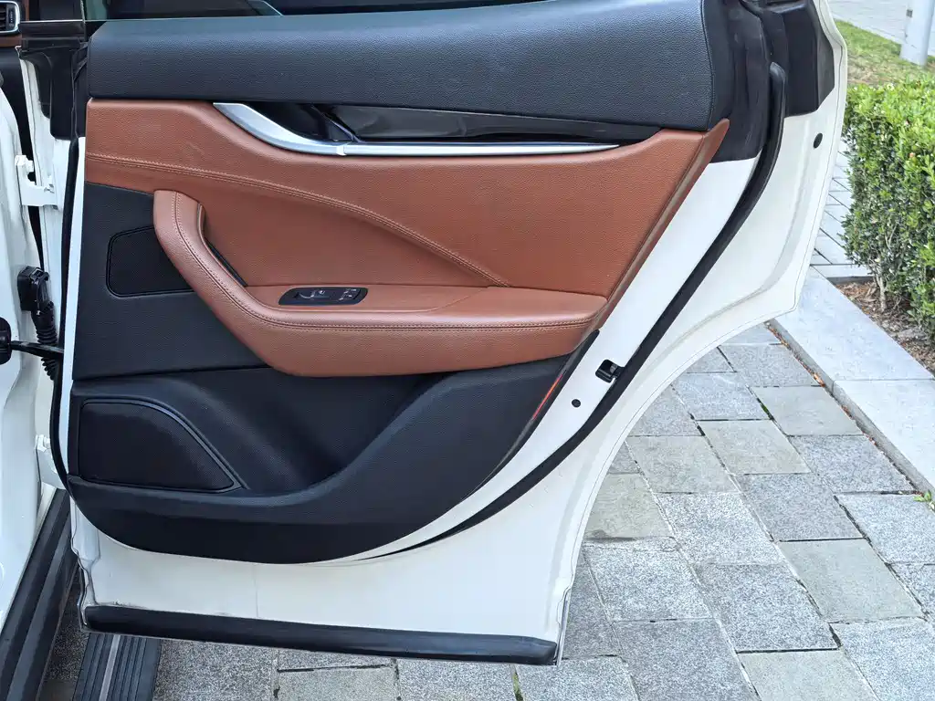 Maserati Levante — фотографии объявления, Фото 41