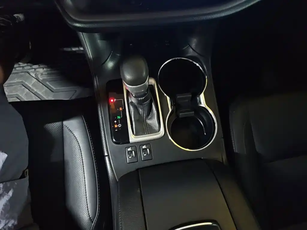 Toyota Highlander — миниатюра 14