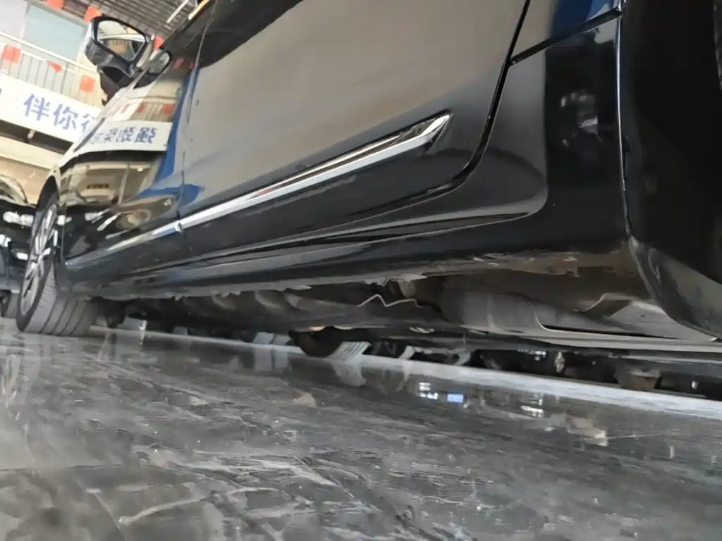Lincoln Continental — миниатюра 22