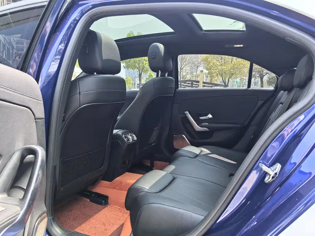 Mercedes-Benz A-Class A 2021 A 200 L Sport