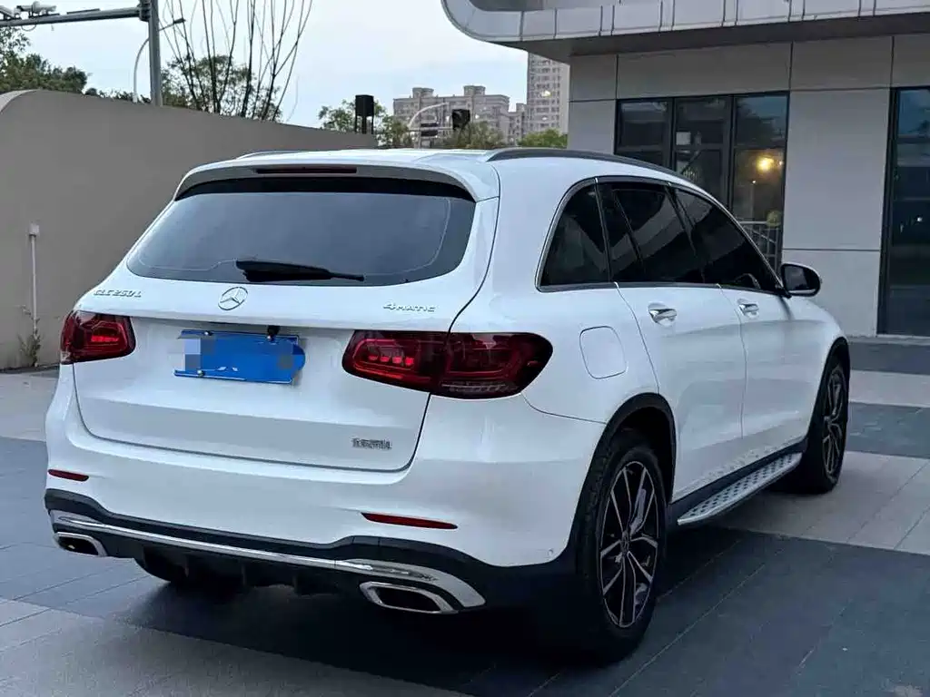 Mercedes-Benz GLC — миниатюра 8