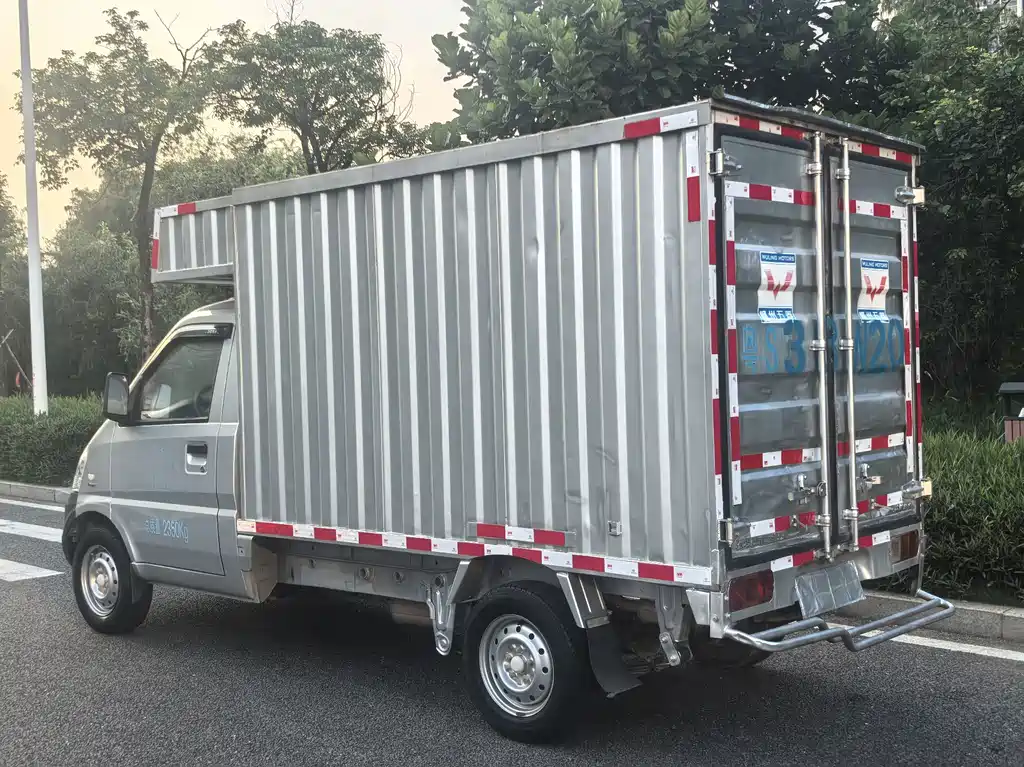 Wuling Rongguang Mini Truck — миниатюра 5