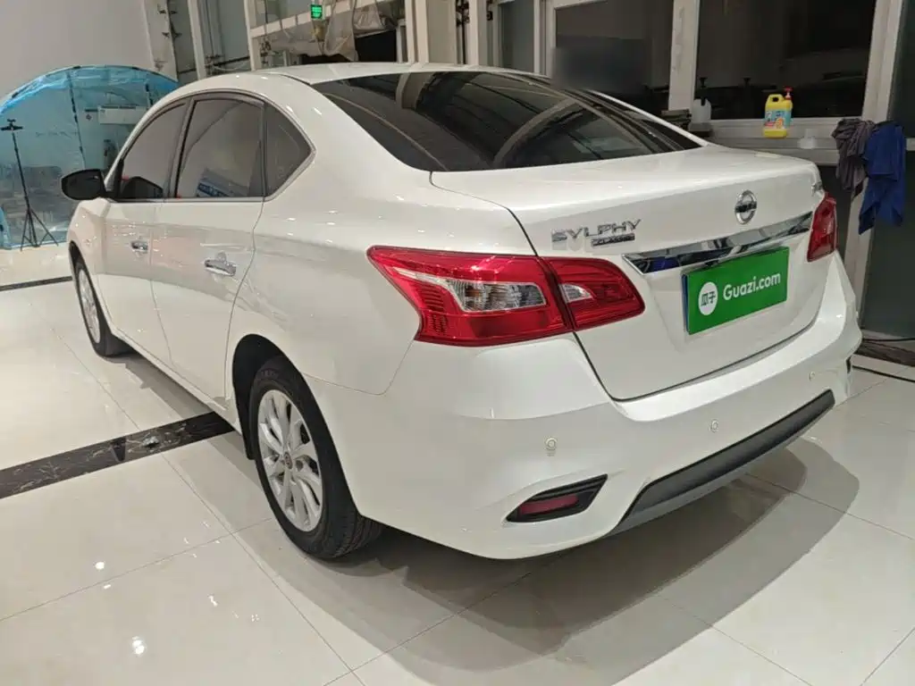 Nissan Sylphy — миниатюра 5