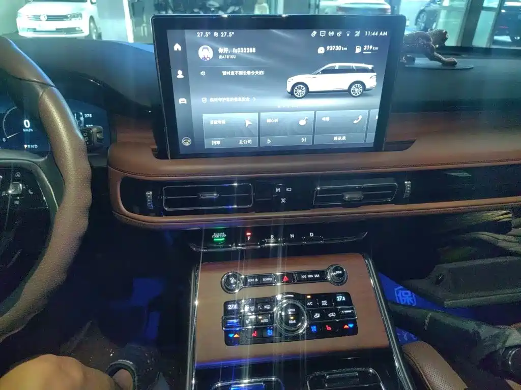 Lincoln Aviator — миниатюра 9