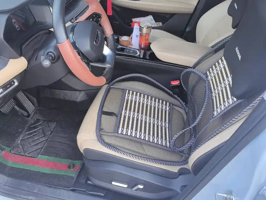 Geely L HiP — миниатюра 9