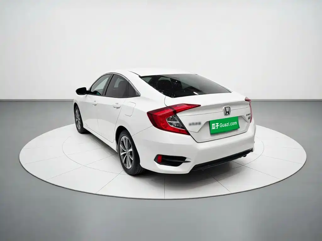 Honda Civic — миниатюра 4