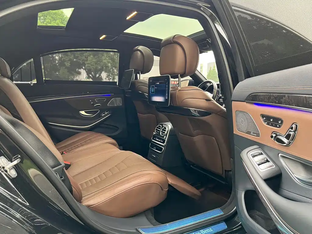 Mercedes-Benz S-Class — миниатюра 9