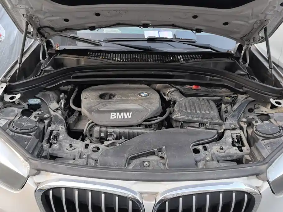 BMW X1 — миниатюра 10
