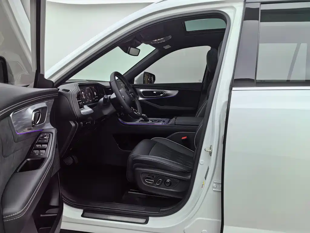 GAC Motor Trumpchi GS8 — миниатюра 28