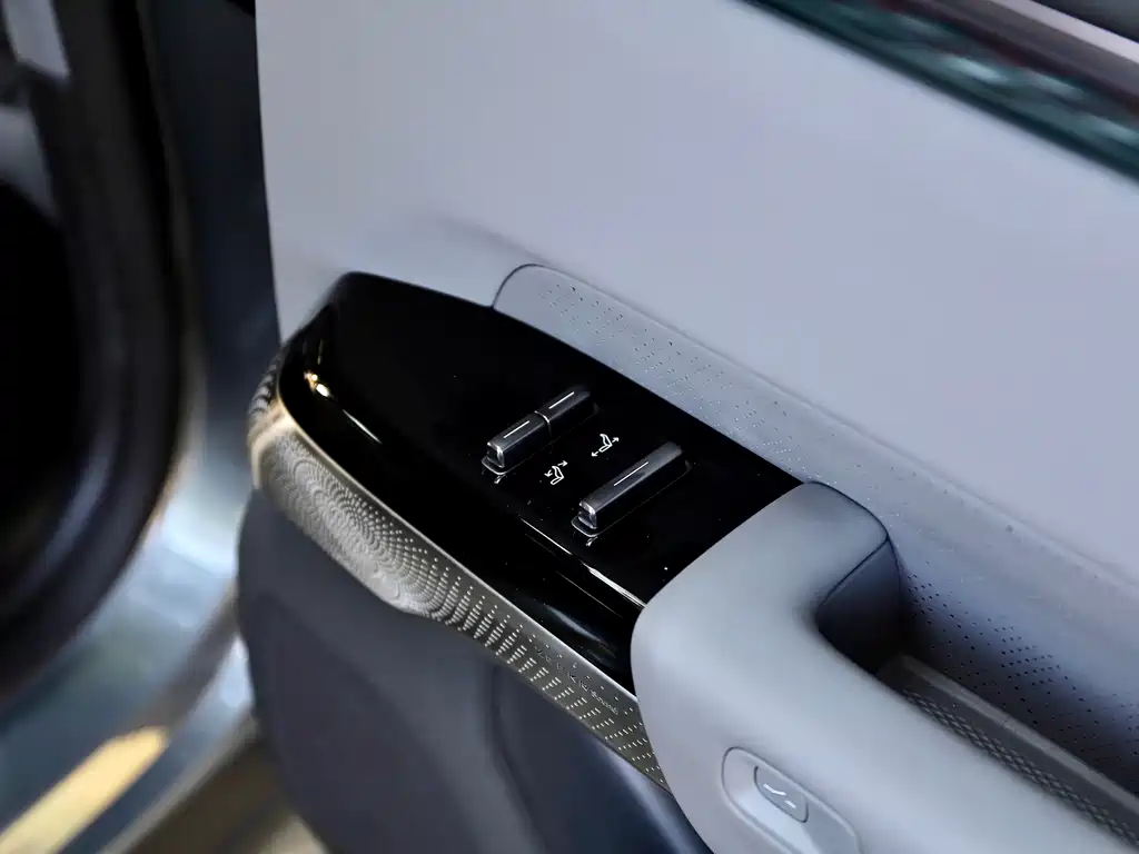 ZEEKR EXTREME KRYPTON 7X