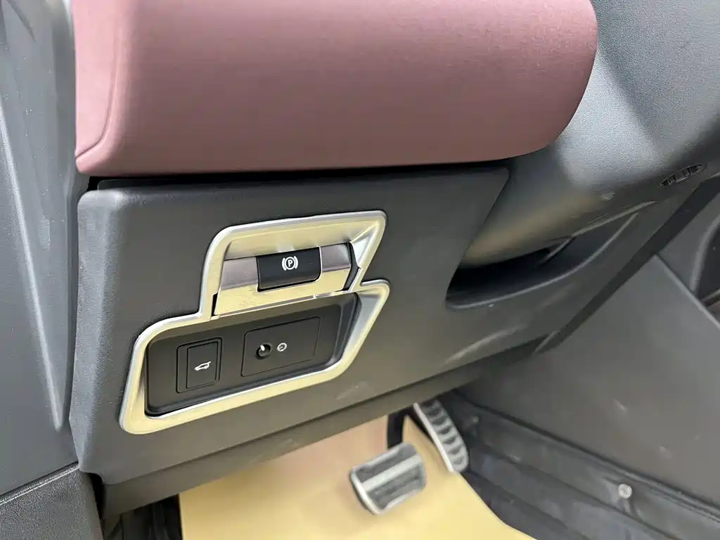 Land Rover Evoque — миниатюра 38