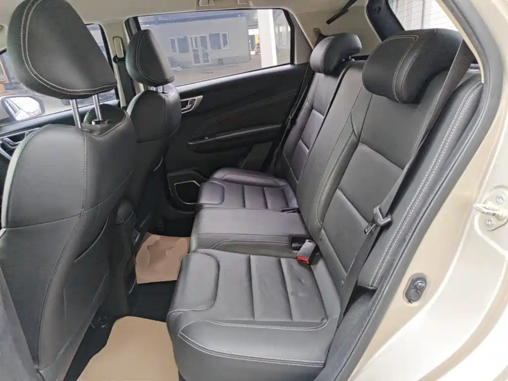 Geely Vision X3 — миниатюра 13