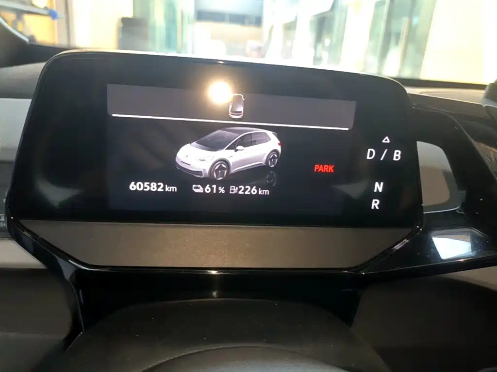 Volkswagen ID.3 — миниатюра 12