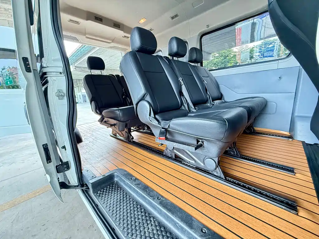 MAXUS V80 — миниатюра 13