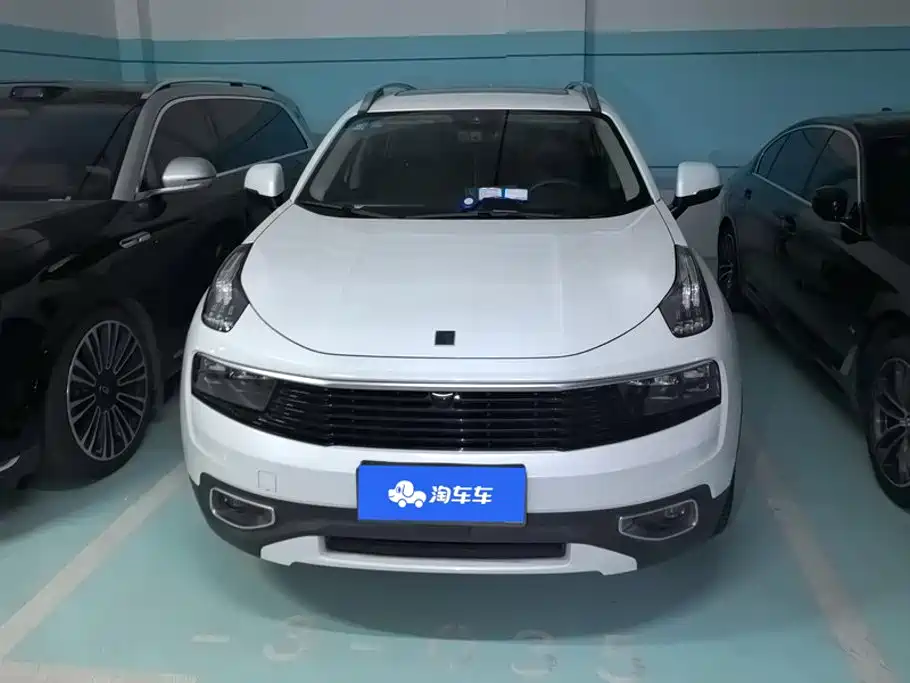 Lynk & Co 01 — миниатюра 2