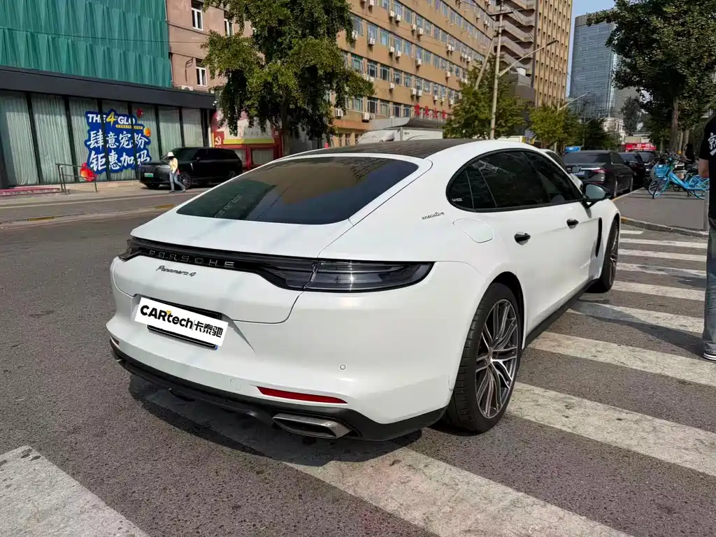 Porsche Panamera — миниатюра 2