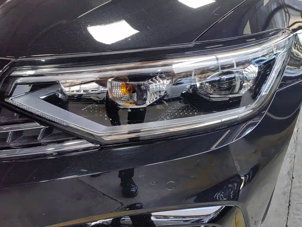 Volkswagen Magotan — миниатюра 14