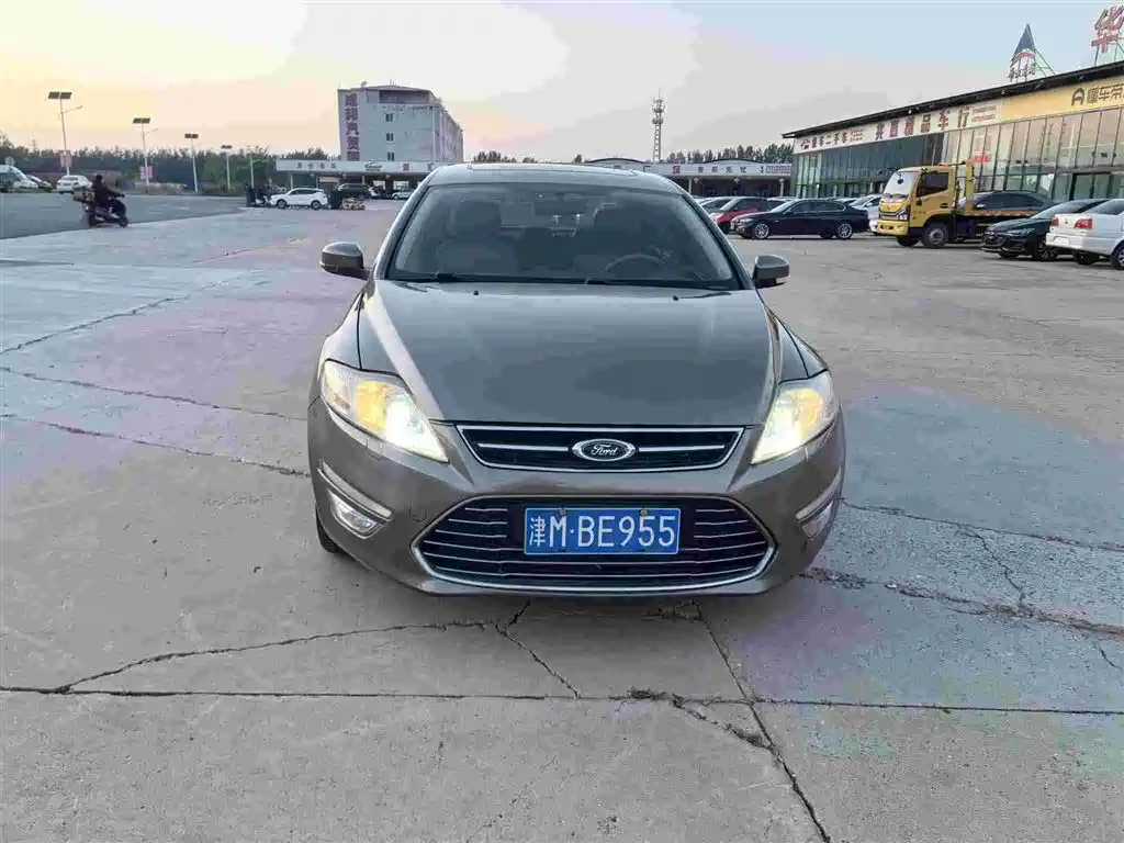 Ford Mondeo Zhisheng — миниатюра 2