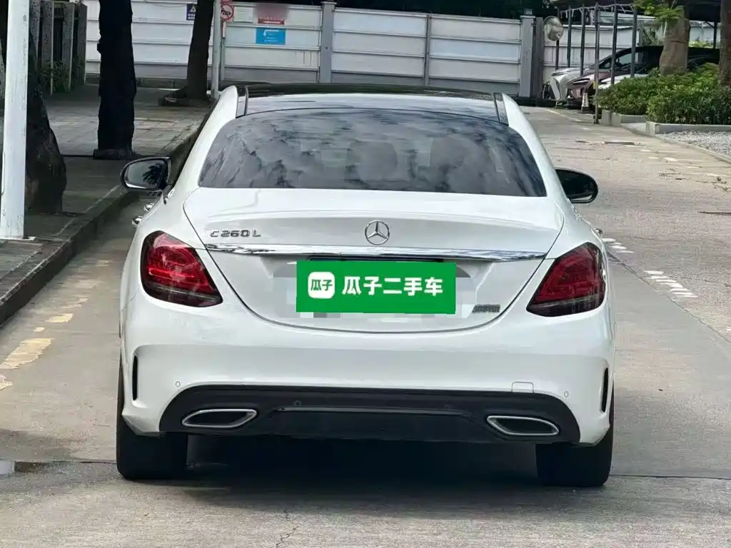 Mercedes-Benz C-Class — миниатюра 6