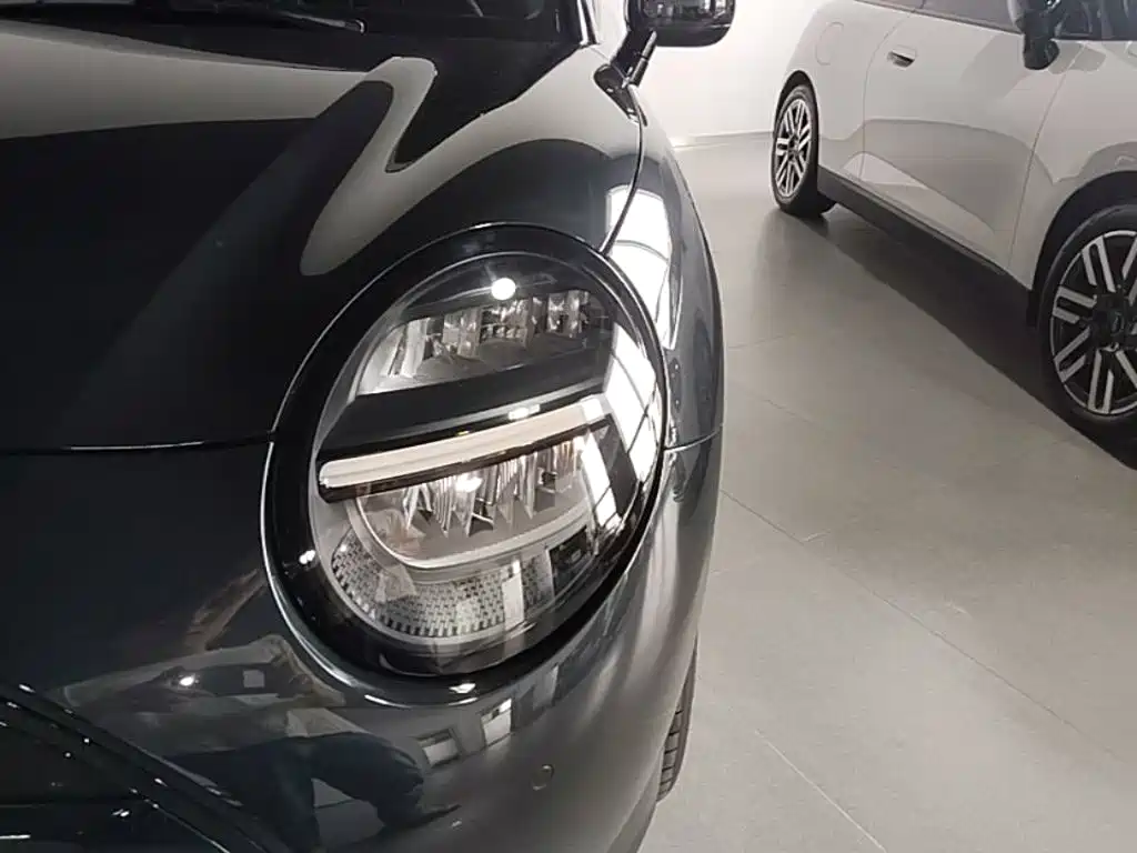 MINI MINI COOPER EV — миниатюра 24