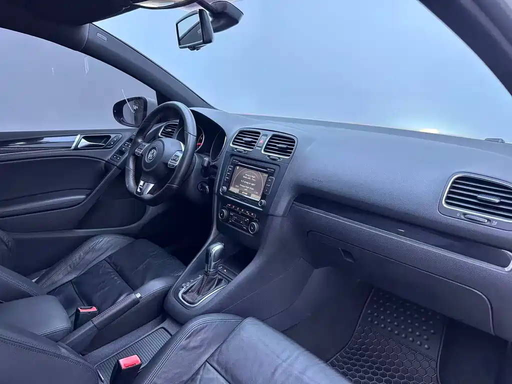 Volkswagen Golf GTI — миниатюра 7
