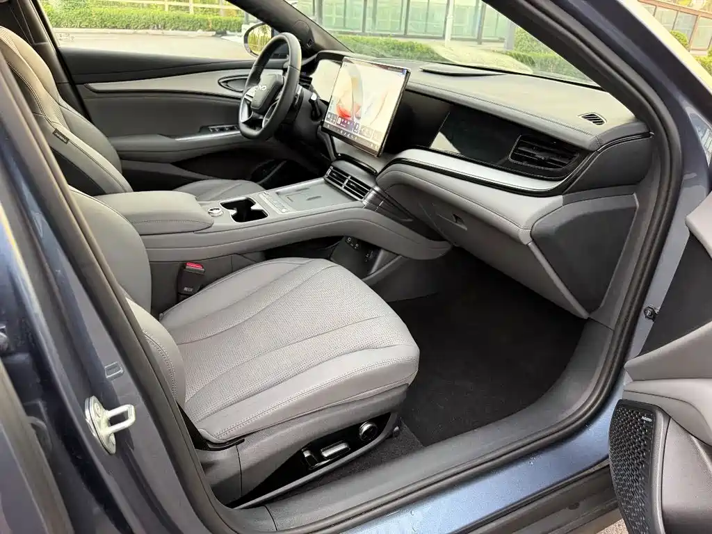 BYD Seal 07 DM-i — миниатюра 10