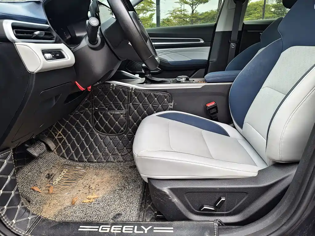 Geely Emgrand — миниатюра 6