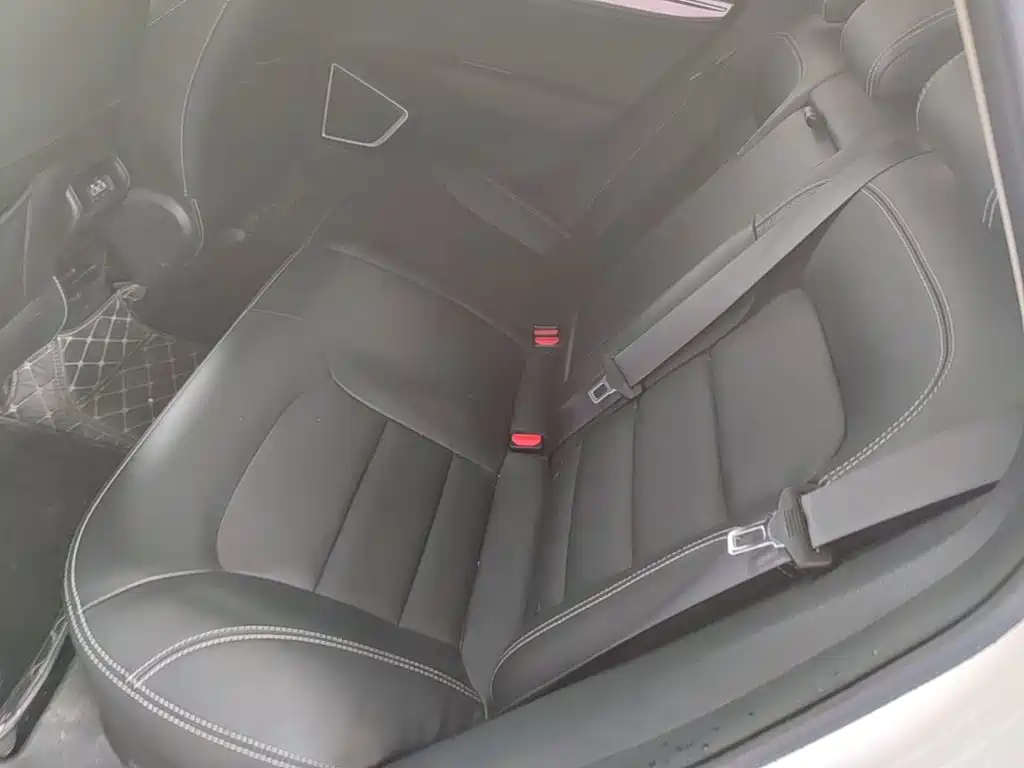 Geely Emgrand GS — миниатюра 17