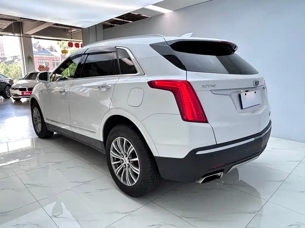Cadillac XT5 — миниатюра 5