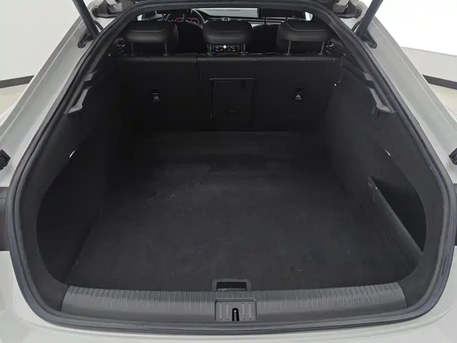 Volkswagen CC — миниатюра 4