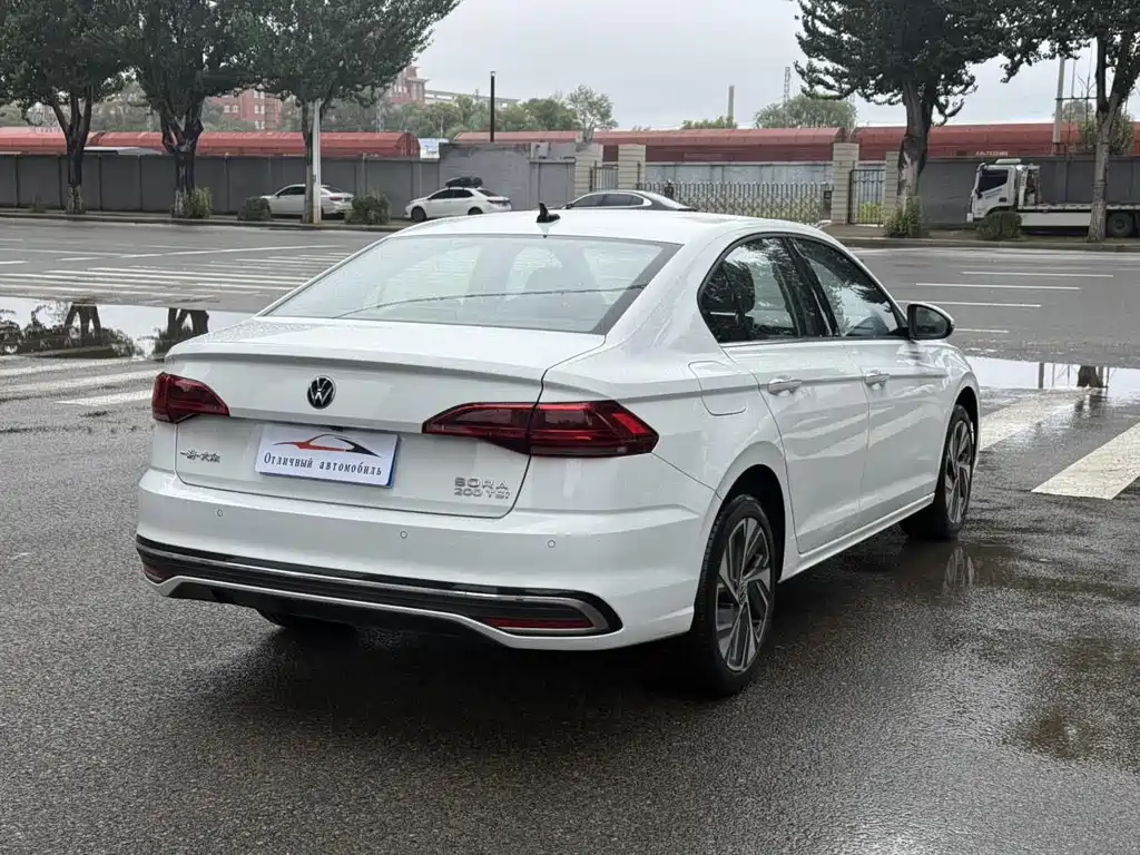 Volkswagen Bora — миниатюра 6