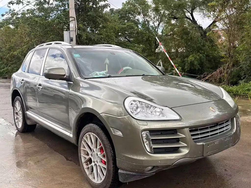 Porsche Cayenne — миниатюра 2