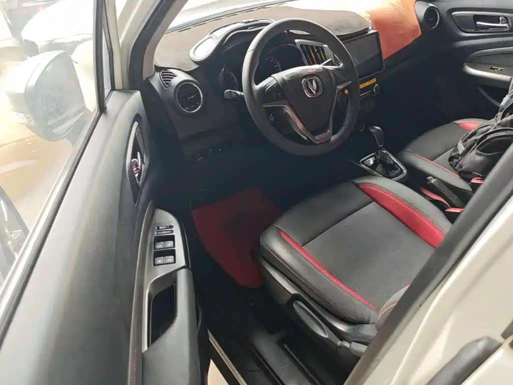 Changan CS15 — миниатюра 16