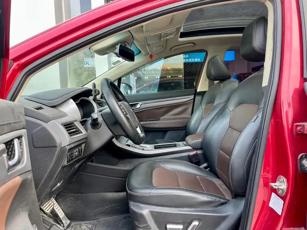 GEELY AUTOMOBILE EMGRAND GS