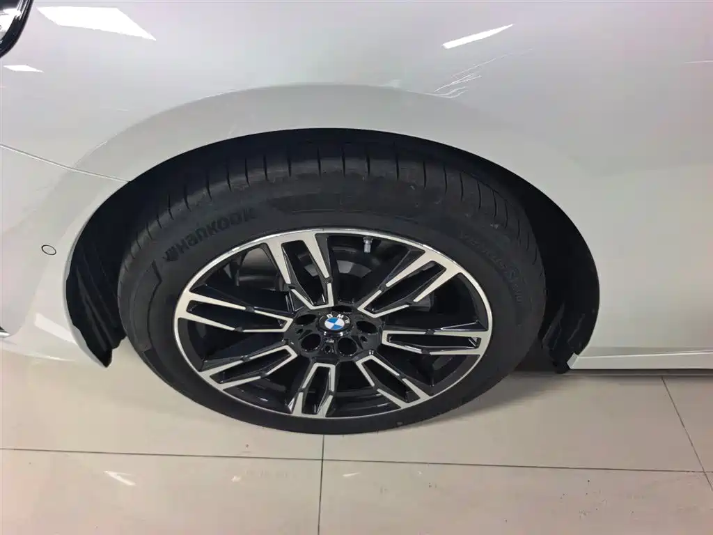 BMW 5 Series 5 2025 530Li Lead M Sport