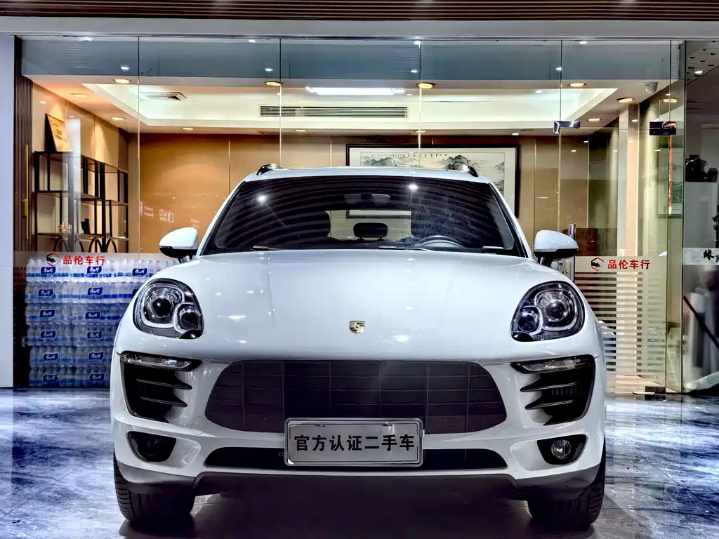 Porsche Macan — миниатюра 2