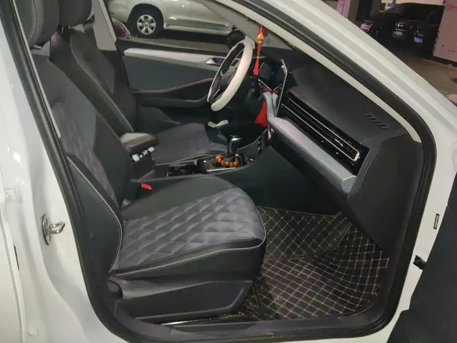 Volkswagen Sagitar — миниатюра 8