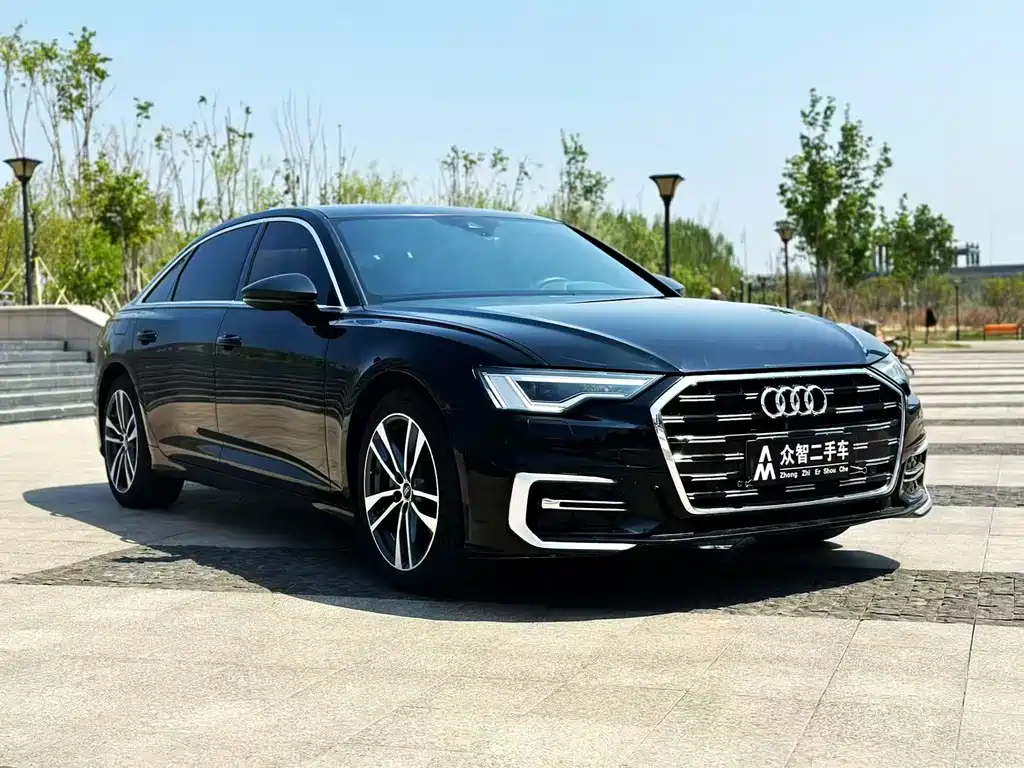 Audi A6L 2023 40 TFSI Luxury