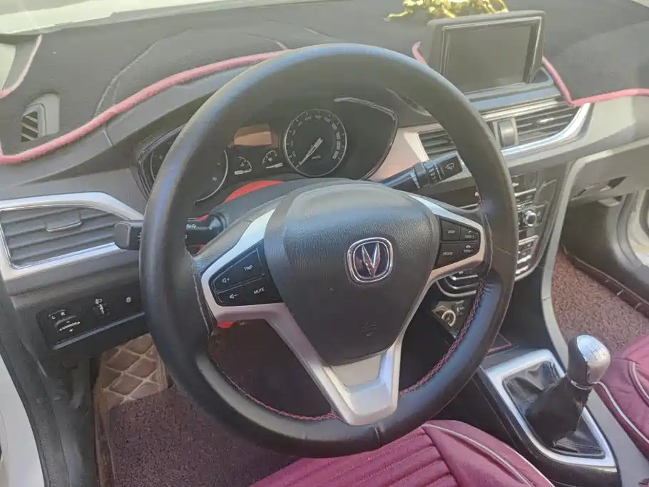 Changan V7 — миниатюра 15
