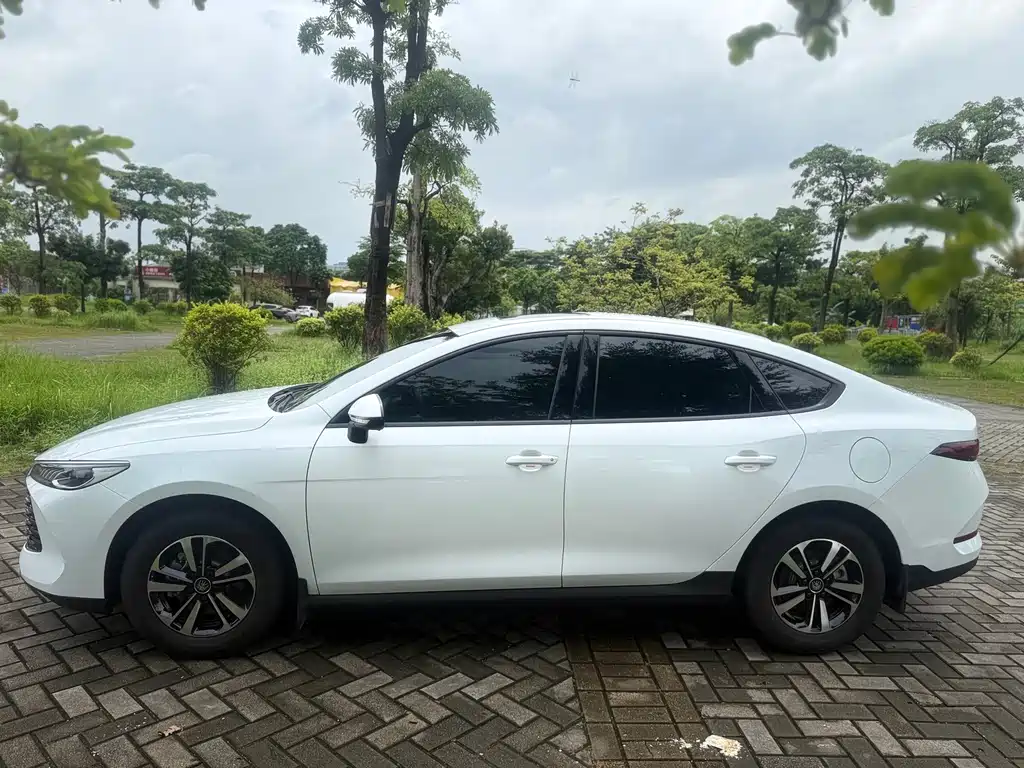 BYD Qin PLUS — миниатюра 5