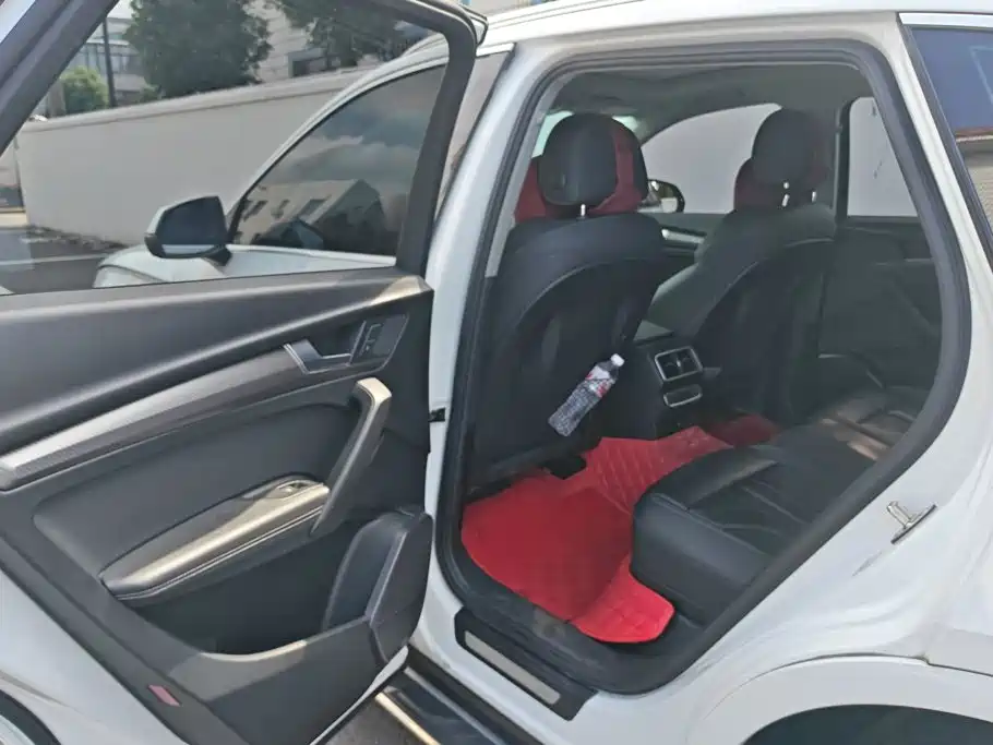 Audi Q5L — миниатюра 11