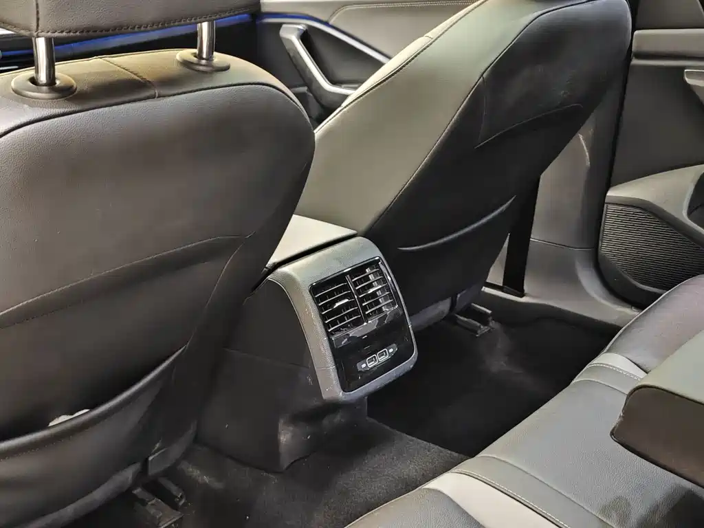 Volkswagen Sagitar — миниатюра 23