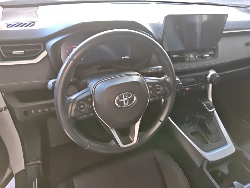 Toyota Wildlander — миниатюра 6