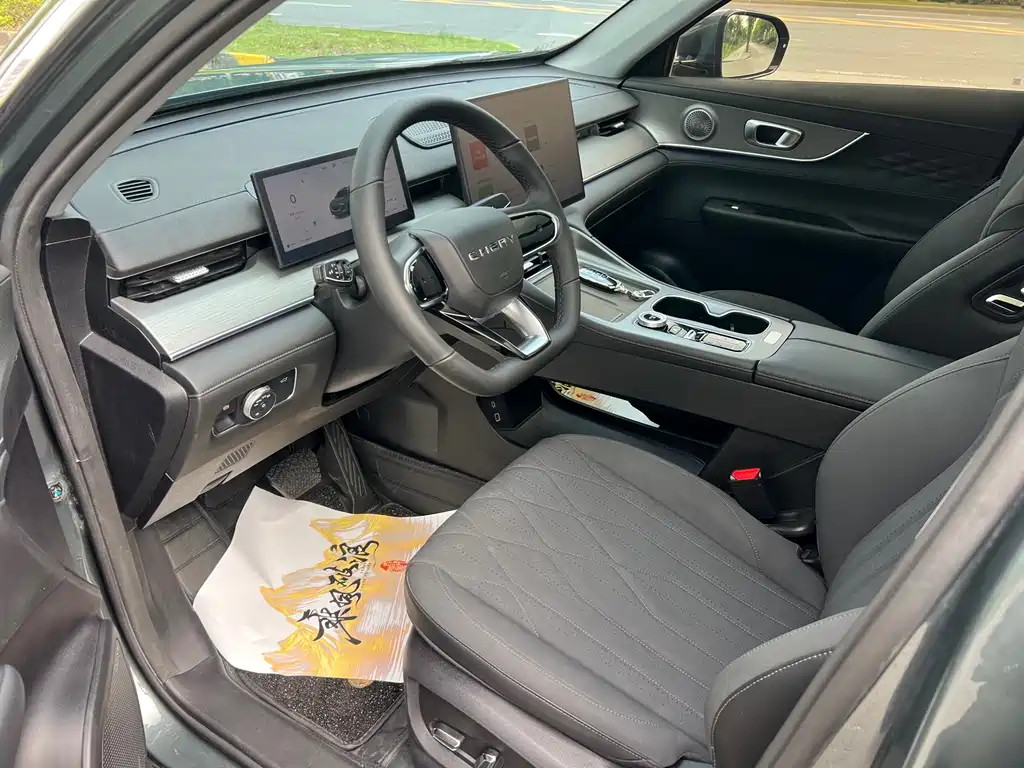 Chery 8 PLUS 2025 290TGDI DCT Luxury