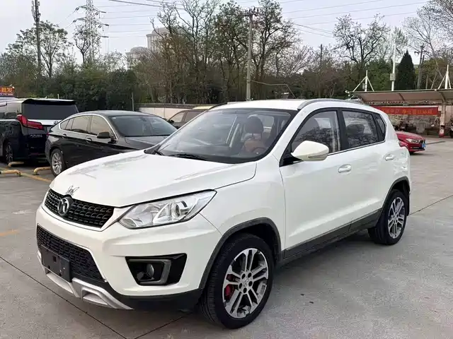 2016 BAIC Beijing X3