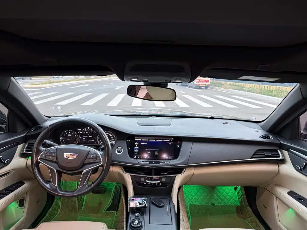 Cadillac CT6 — миниатюра 11