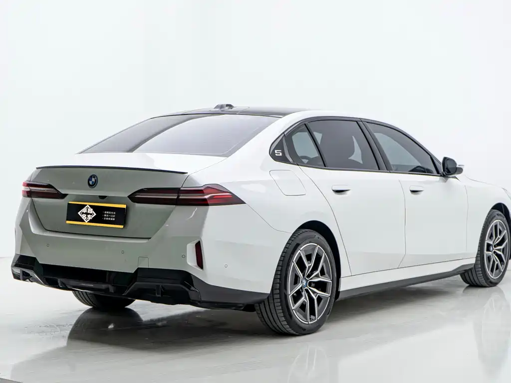 BMW i5 2024 eDrive 35L M Sport