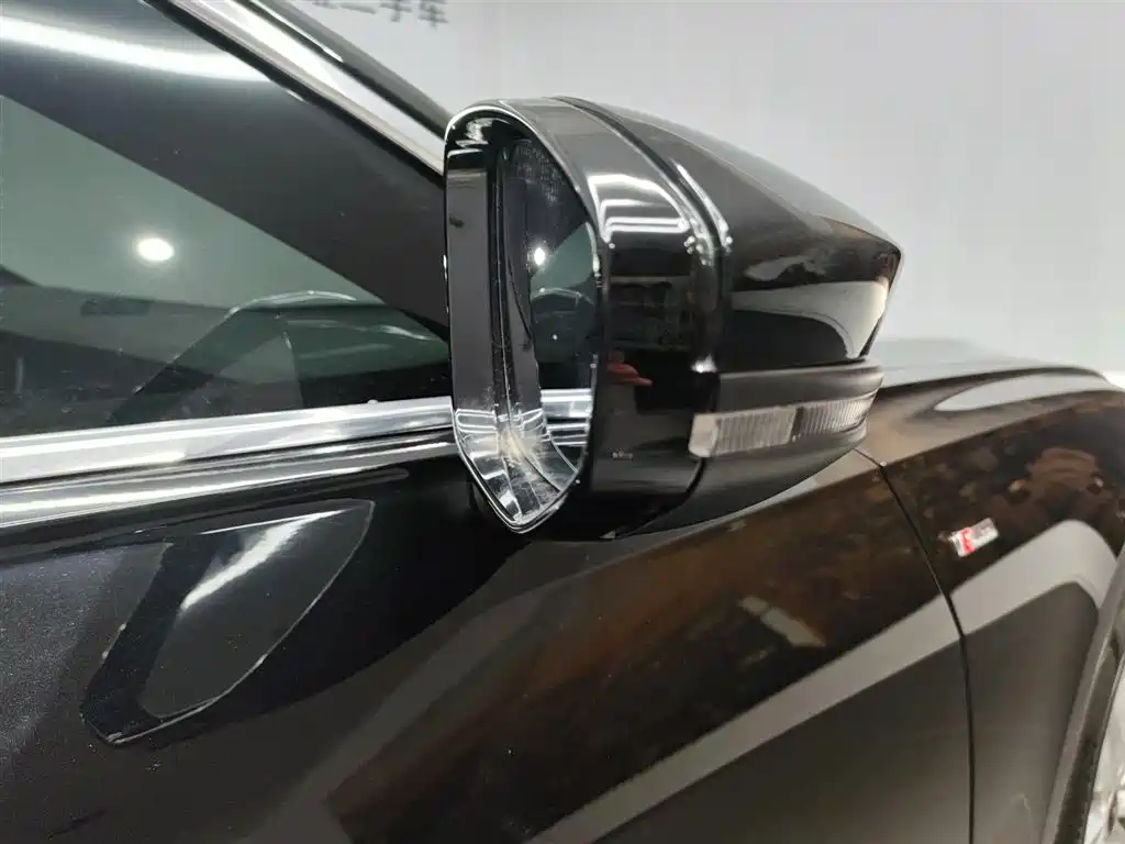 Audi A6L — миниатюра 20
